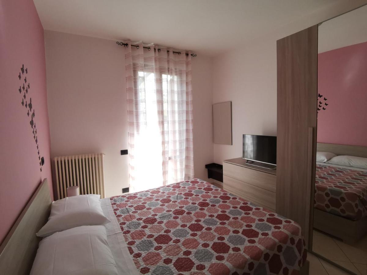 チェルノッビオ Beb I Portici Bed & Breakfast エクステリア 写真