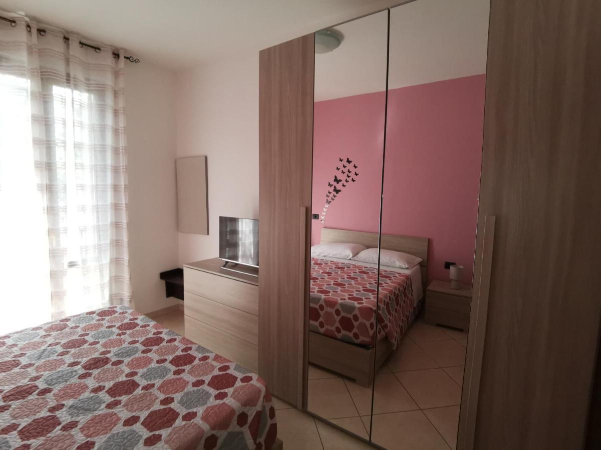 チェルノッビオ Beb I Portici Bed & Breakfast エクステリア 写真