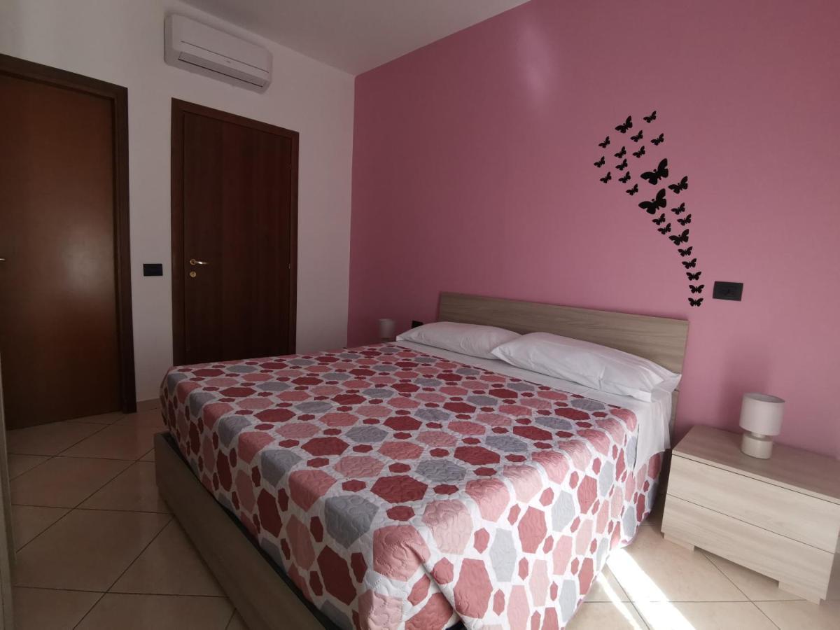 チェルノッビオ Beb I Portici Bed & Breakfast エクステリア 写真