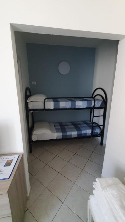 チェルノッビオ Beb I Portici Bed & Breakfast エクステリア 写真